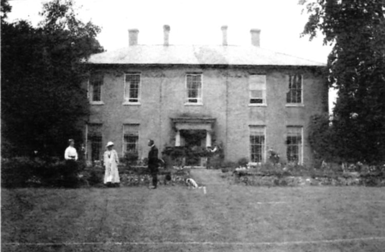 Hoe Hall